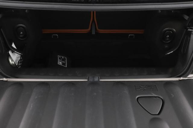 Mini Cabrio image 5