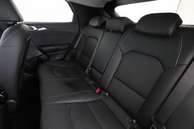 Kia Xceed image 8