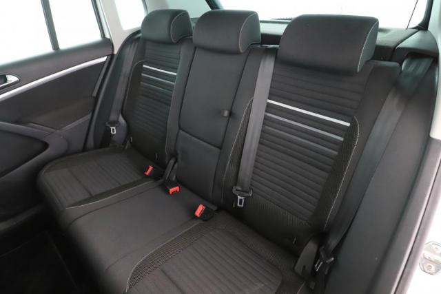 Volkswagen Tiguan image 9