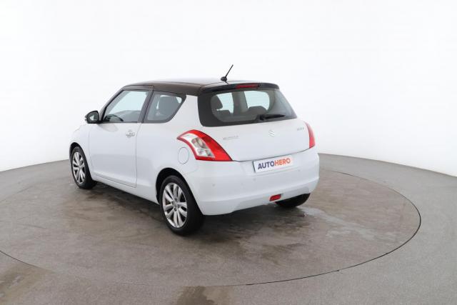Suzuki Swift image 8