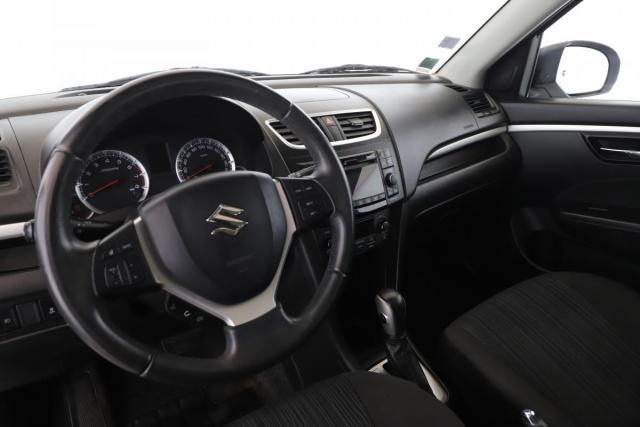 Suzuki Swift image 6
