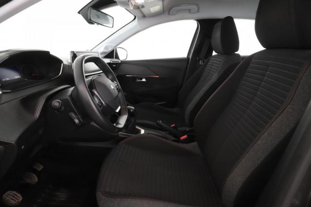 Peugeot 208 image 2