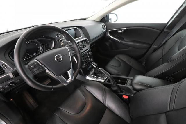 Volvo V40 image 8