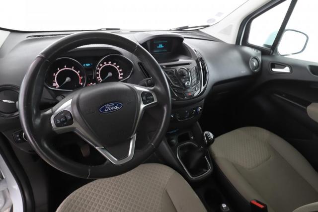 Ford Tourneo image 5