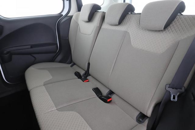Ford Tourneo image 6