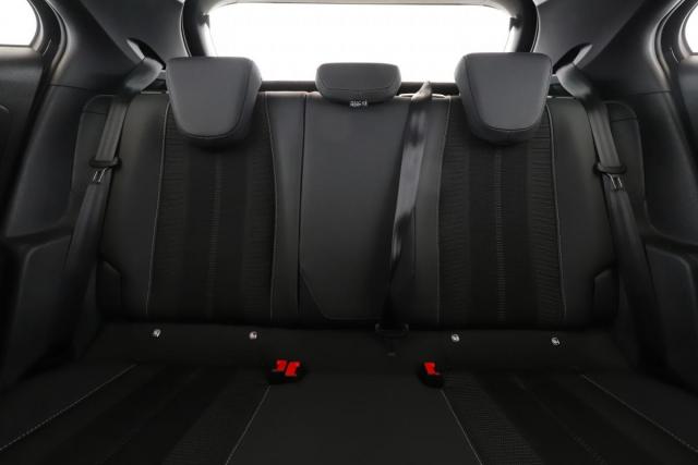 Opel Mokka image 2