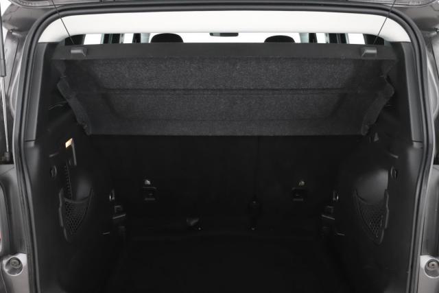 Jeep Renegade image 5
