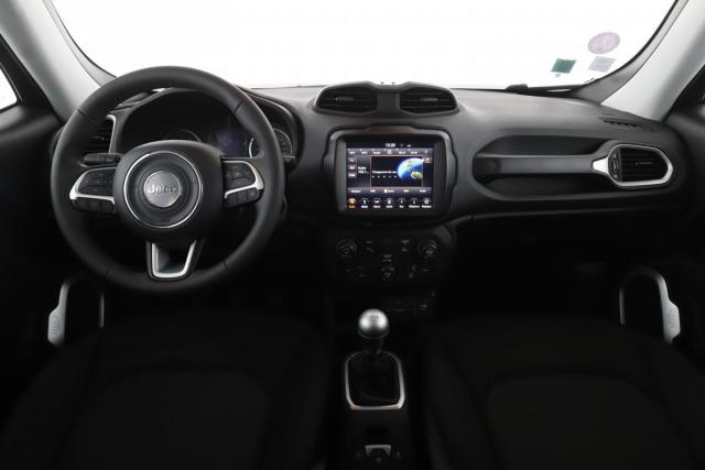 Jeep Renegade image 3