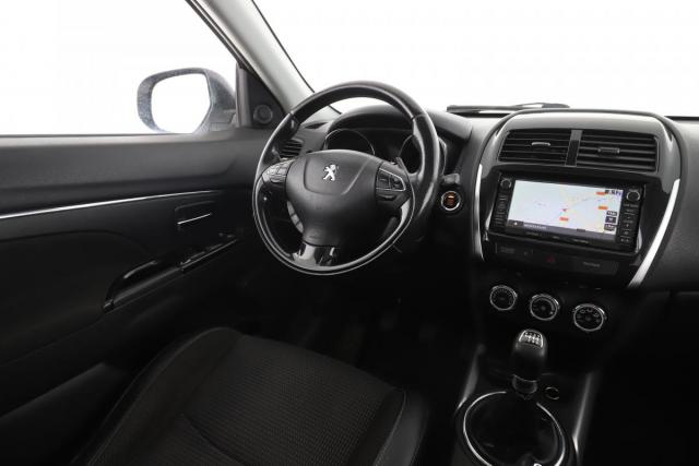 Peugeot 4008 image 1