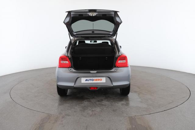 Suzuki Swift image 8