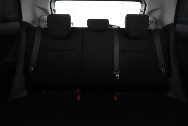 Suzuki Swift image 6