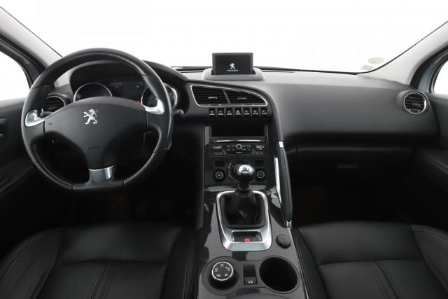 Peugeot 3008 image 2