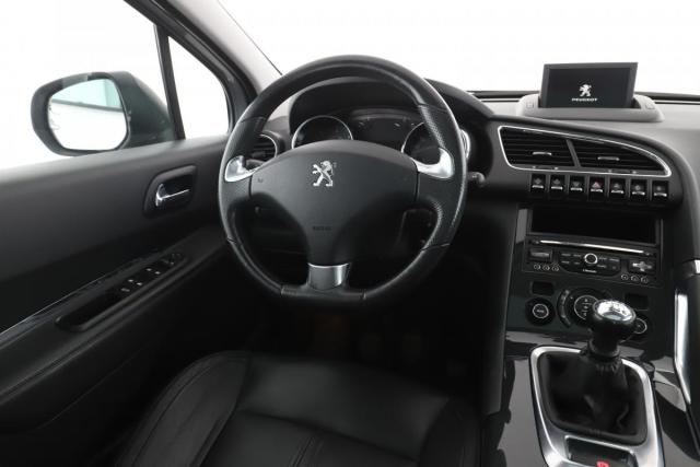 Peugeot 3008 image 1