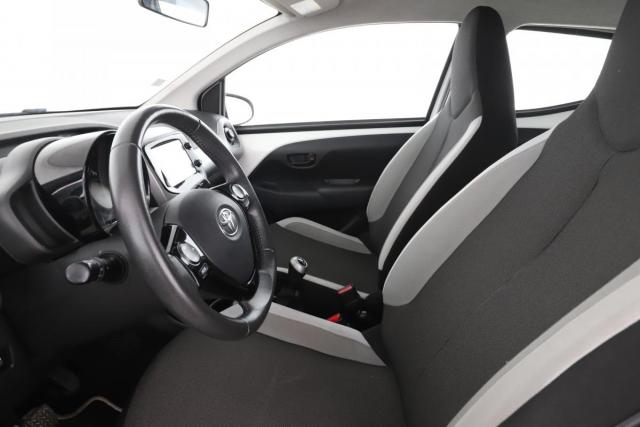 Toyota Aygo image 2