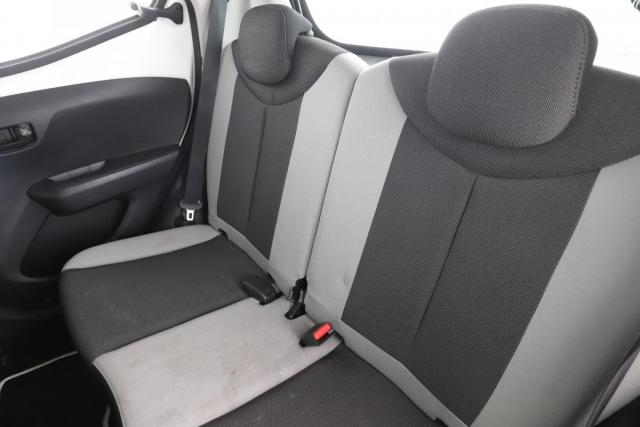 Toyota Aygo image 5