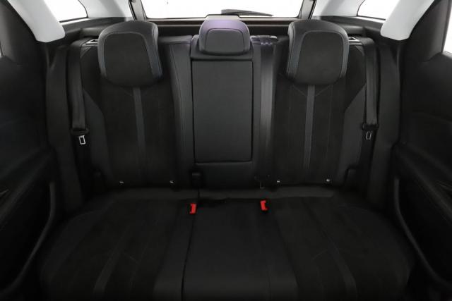 Peugeot 3008 image 9
