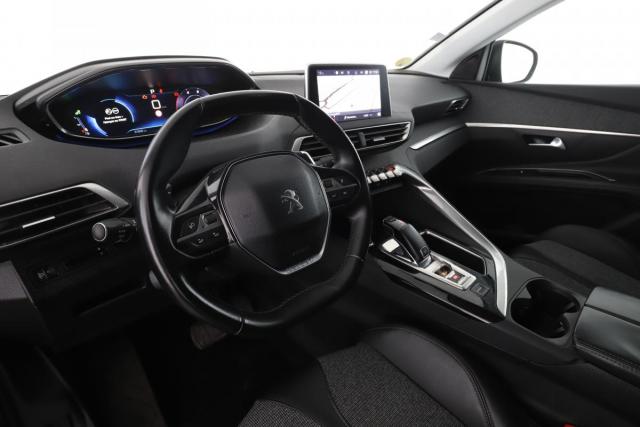 Peugeot 5008 image 1