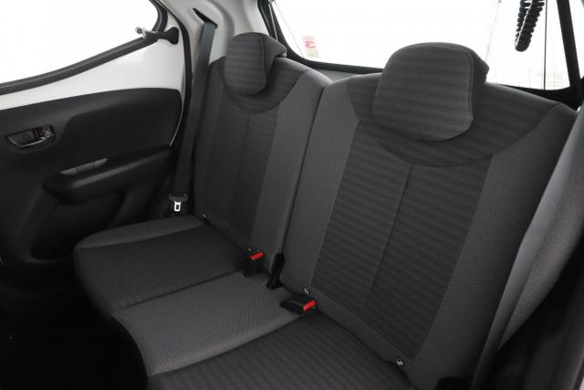 Toyota Aygo image 5