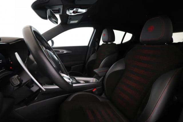 Alfa Romeo Tonale image 2