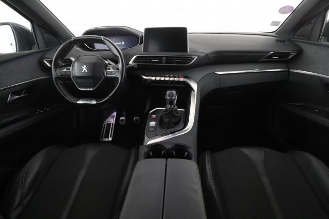 Peugeot 3008 image 8