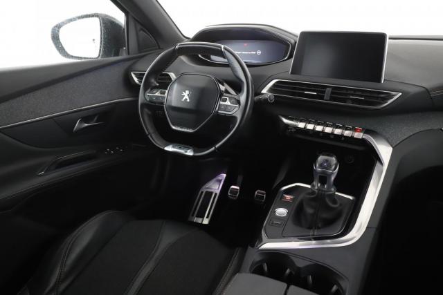 Peugeot 3008 image 1
