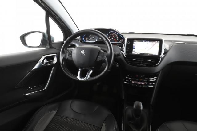 Peugeot 2008 image 6