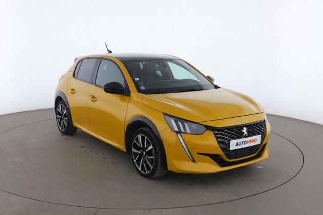 Peugeot 208 image 6