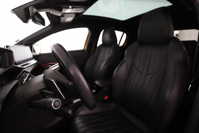 Peugeot 208 image 4