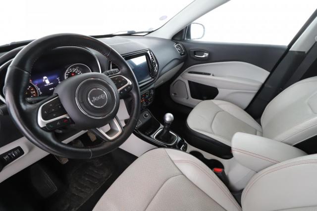 Jeep Compass image 9
