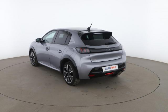 Peugeot 208 image 2