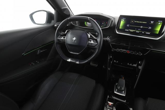 Peugeot 208 image 1