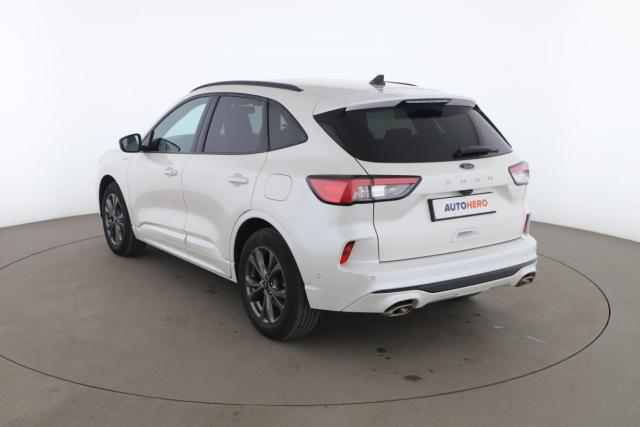 Ford Kuga image 8