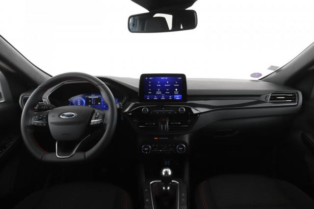 Ford Kuga image 6