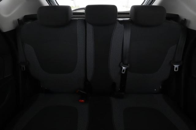 Renault Captur image 1
