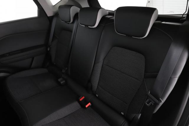 Renault Captur image 6