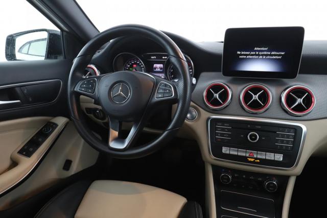 Mercedes Benz Gla image 8