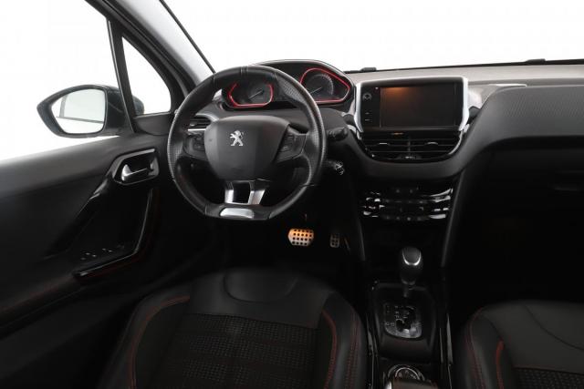 Peugeot 2008 image 1