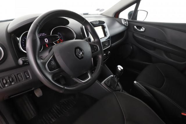 Renault Clio Estate image 3
