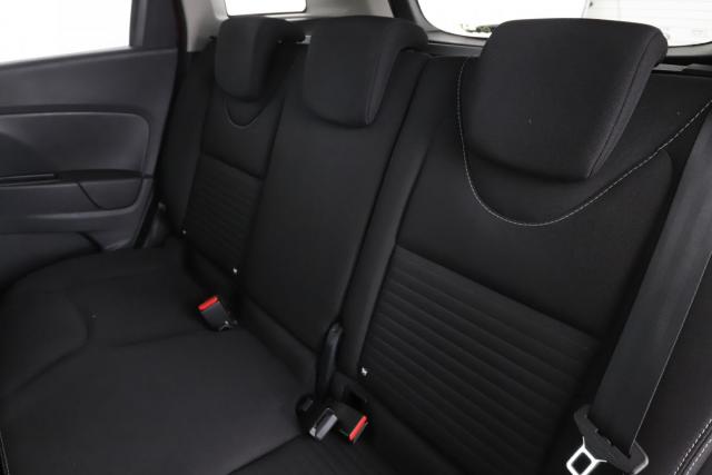 Renault Clio Estate image 5