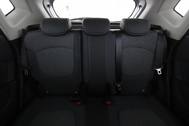Renault Captur image 1