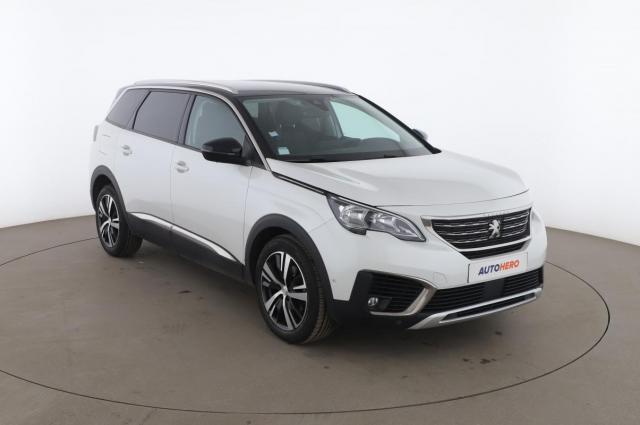Peugeot 5008 image 1