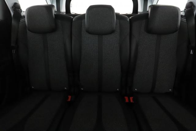 Peugeot 5008 image 5
