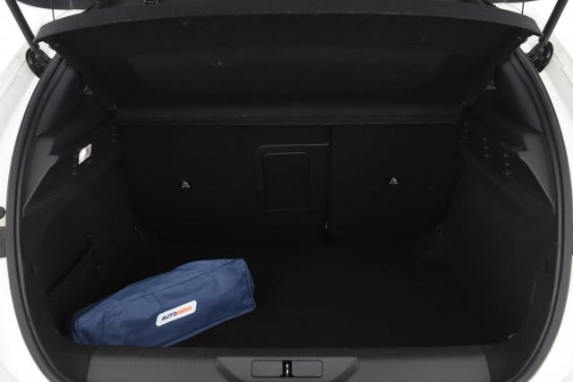 Peugeot 308 image 9