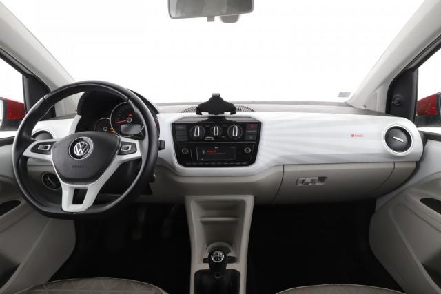 Volkswagen Up! image 9