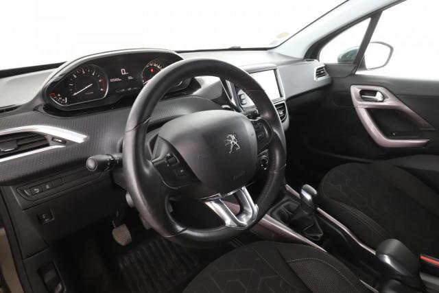 Peugeot 2008 image 9