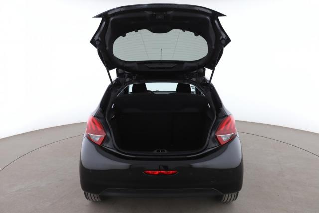 Peugeot 208 image 5