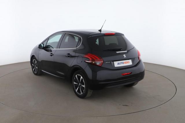 Peugeot 208 image 3