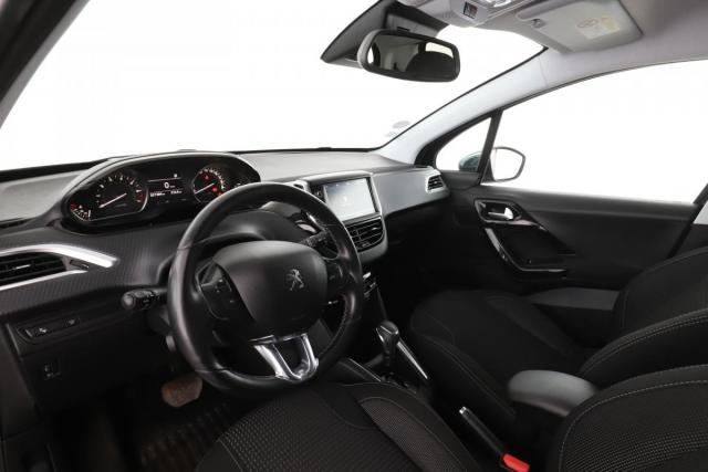 Peugeot 208 image 4