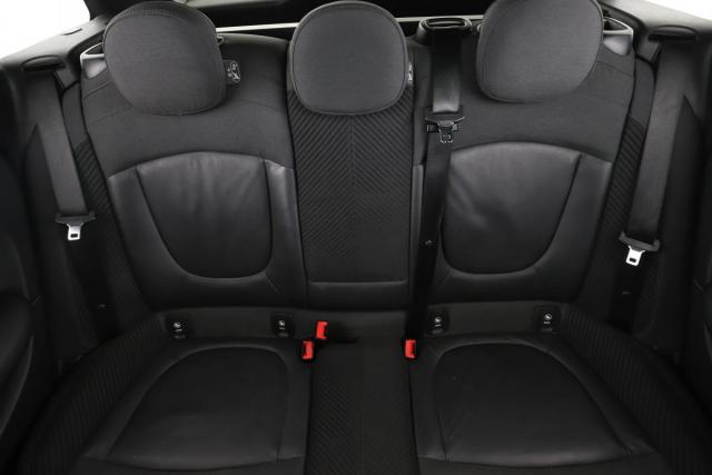 Mini Clubman image 4