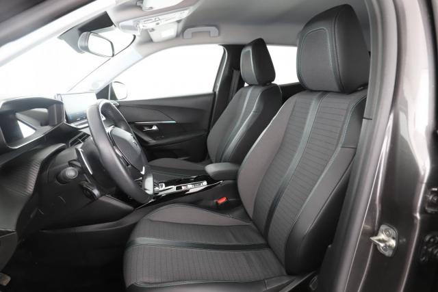 Peugeot 2008 image 9